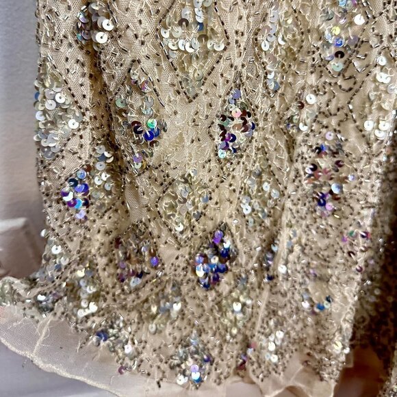 MAC DUGGAL Long Sleeve Sequin Gown in Nude Size US 12 - Picture 10 of 15